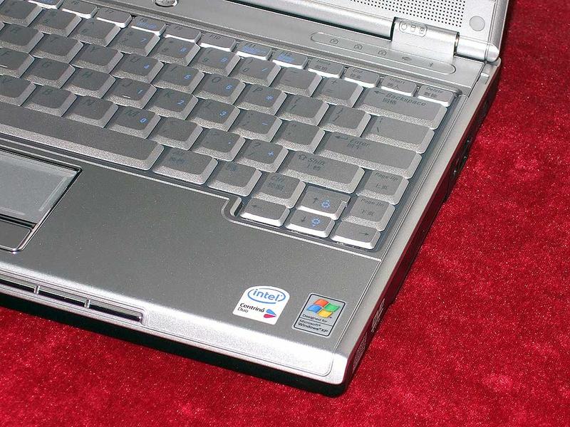������DELL��XPS M1210��Q510623��ͼƬ���� ��9�� -ZOL�йش����ߵ�9��