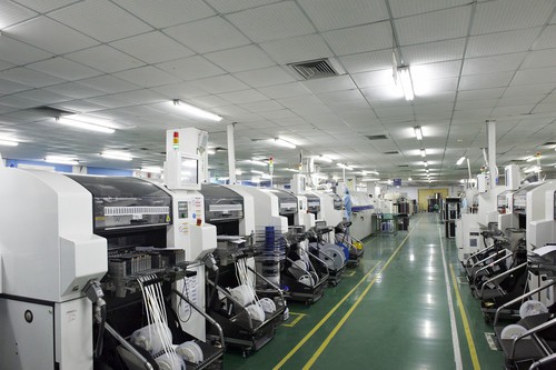 荒岛故事:夜间神器 移动电源的完美组合_飞毛