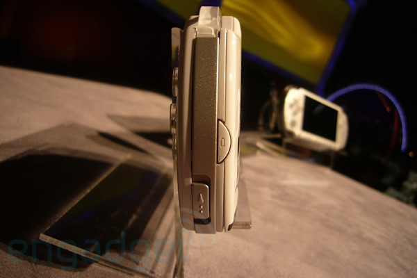 PSP Slim֧����Ƶ��� ����¿�ͼ��ͼƬ����,ͼ12-ZOL�йش����ߵ�12��