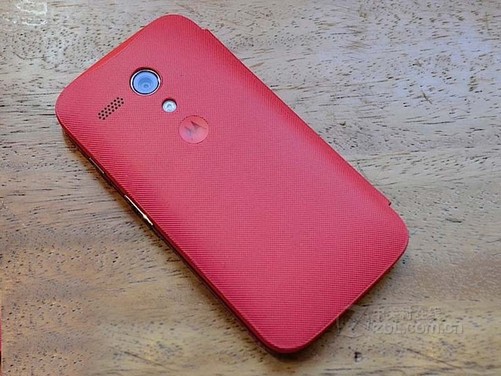 手机 正文摩托罗拉moto g采用主流的直板触控屏设计,正面是一块4.