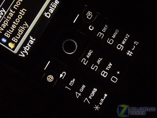 ���ᰮ���ţ�Sony Ericsson��K530cͼƬ���� ��25�� -ZOL�йش����ߵ�25��