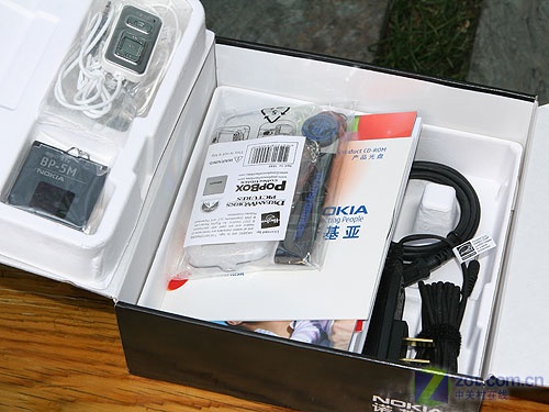 ŵ���ǣ�NOKIA��5700XM��ɫͼƬ���� ��18�� -ZOL�йش����ߵ�18��
