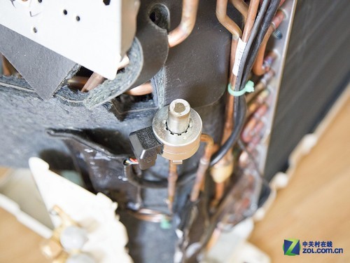 核心科技真靠谱?格力变频空调暴力拆解_格力