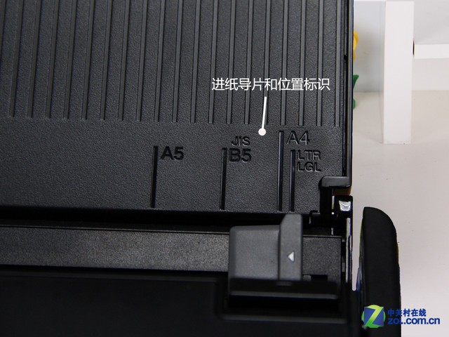 �ֵ�ADS-1100W��Яɨ�������֧�ֱ���Legal���ȵ�ֽ�ţ���A4/B5/A5�������Ҳ�ܺܺô�������������ֽ�У�֧��ֽ�ų������Ϊ297mm���ڵ�ֽ��ֽ�У�֧��ֽ�ų������Ϊ863mm���ܹ��ܺõش�����Ʊ�����ݡ�֤���Ƚ��ʡ�