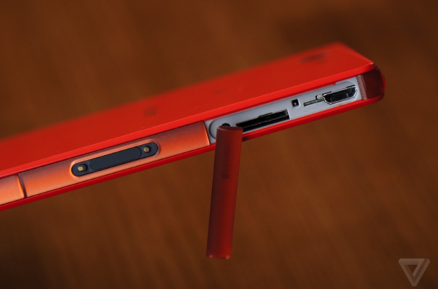 旗舰小钢炮 索尼Z3 Compact真机上手玩_索尼