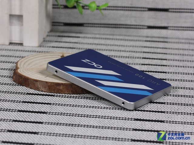 OCZ正名之作 ARC100 120GB SSD细节观赏_