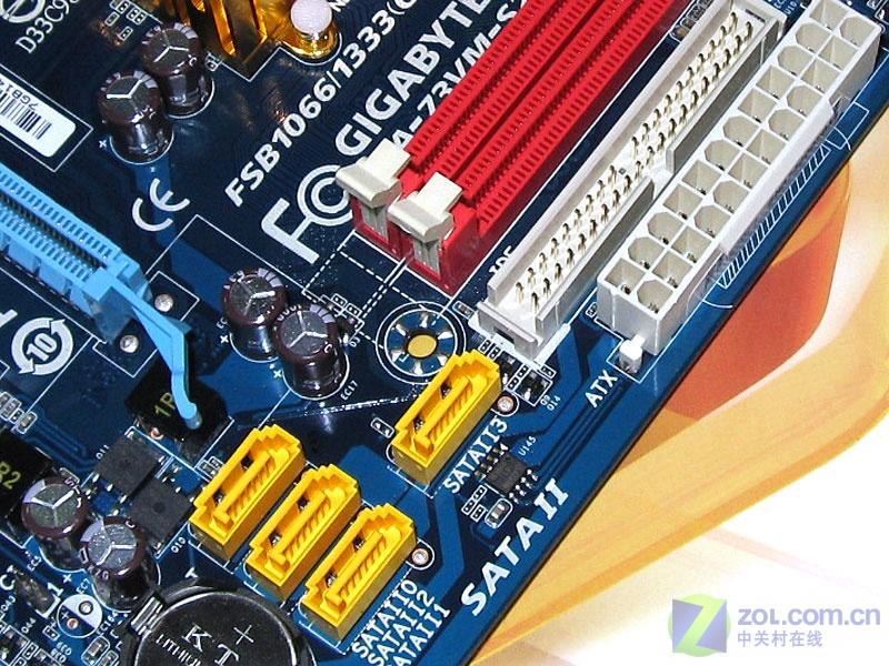 ���Σ�GIGABYTE��GA-73VM-S2 ��1��