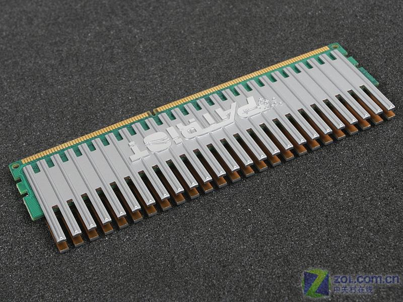 ���ۣ�Patriot��2GB DDR3 1866(���߼��ٳ�Ƶ)ͼƬ���� ��7�� -ZOL�йش����ߵ�7��