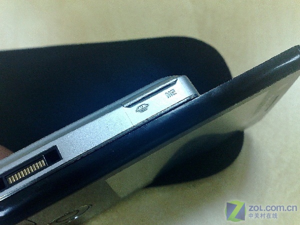 ���ᰮ���ţ�Sony Ericsson��P5ͼƬ���� ��5�� -ZOL�йش����ߵ�5��
