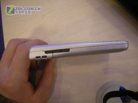 ŵ���ǣ�NOKIA��E61ͼƬ���� ��18�� -ZOL�йش����ߵ�18��