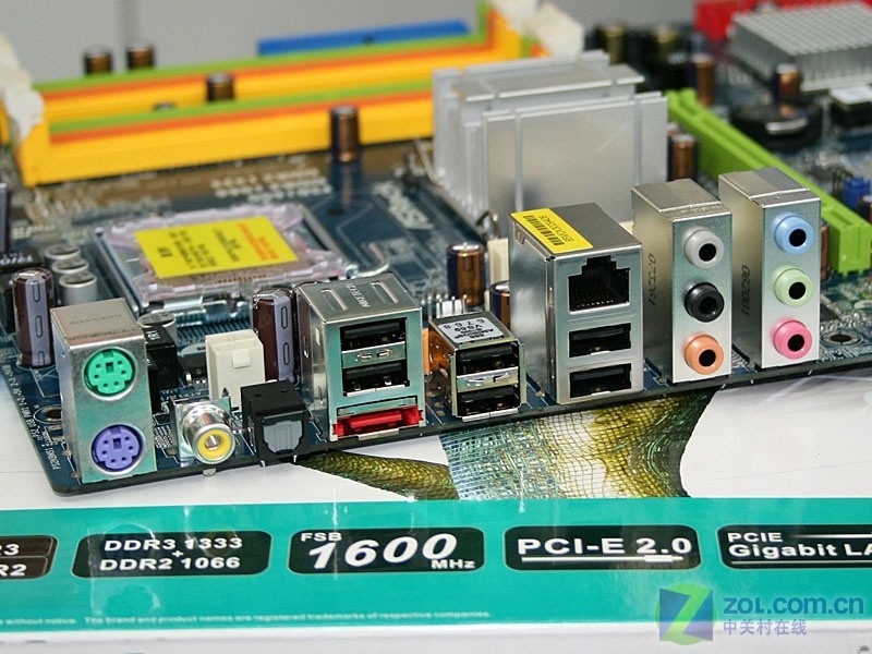 ���棨Asrock��P43Twins1600ͼƬ���� ��8�� -ZOL�йش����ߵ�8��