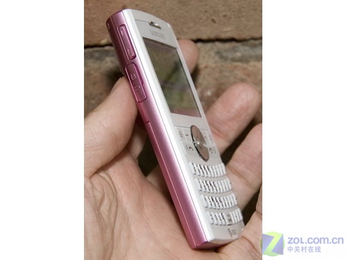 ���ǣ�Samsung��BlackJack IIͼƬ���� ��9�� -ZOL�йش����ߵ�9��