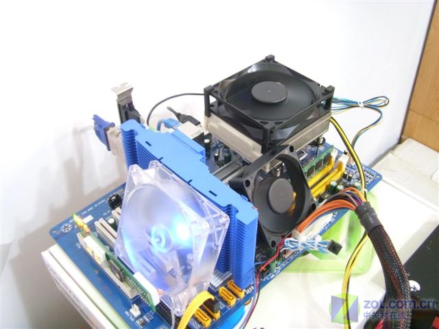 Intel����˫�� E1200���У�ͼƬ���� ��17�� -ZOL�йش����ߵ�17��