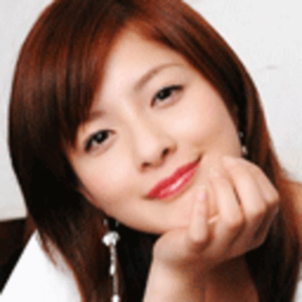 【高清图】 漂亮美女qq表情图22