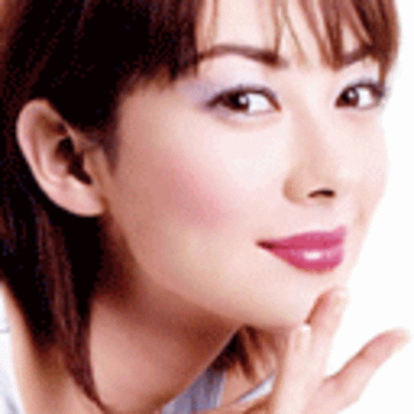 【高清图】 漂亮美女qq表情图100