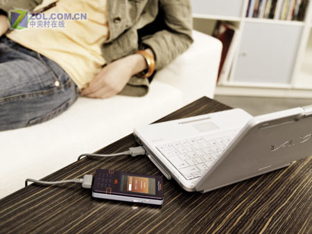 ���ᰮ���ţ�Sony Ericsson��W958cͼƬ���� ��46�� -ZOL�йش����ߵ�46��