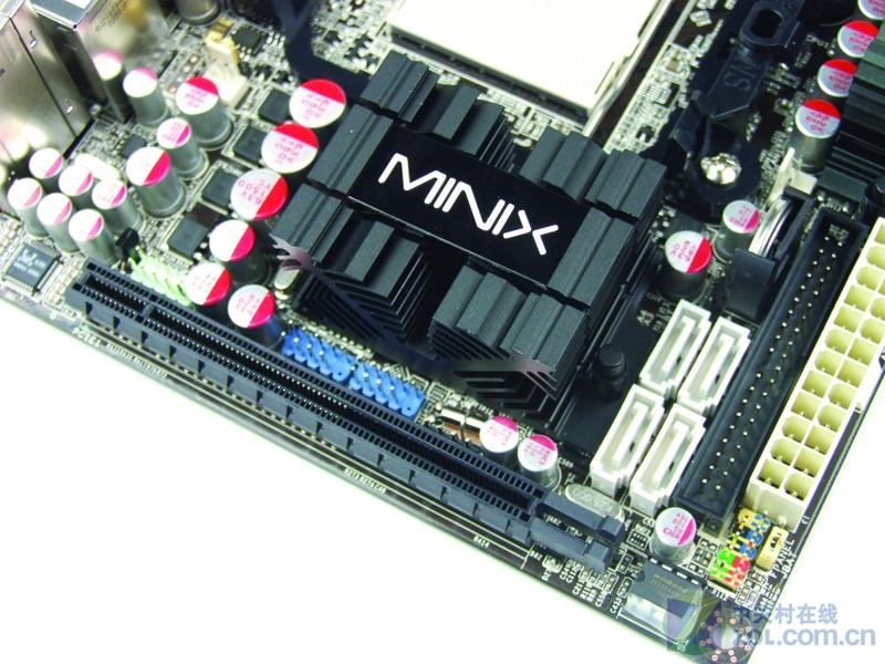 ΨһITX������� 128Mȫ�ӿ�785G����ͼƬ����,ͼ5-ZOL�йش����ߵ�5��