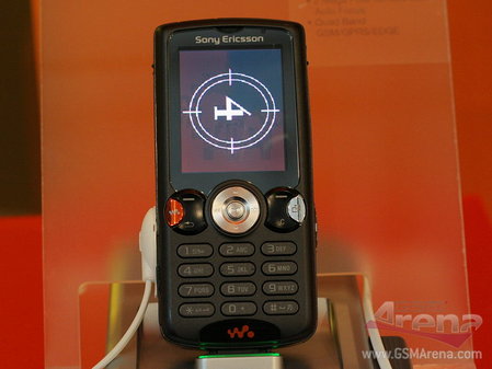 �����ڼ� 3GSM2006�ٿ����ᰮ����W810 