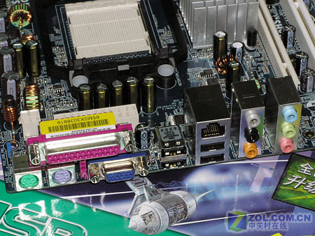 ���棨Asrock��AM2NF4G-SATA2ͼƬ���� ��9�� -ZOL�йش����ߵ�9��
