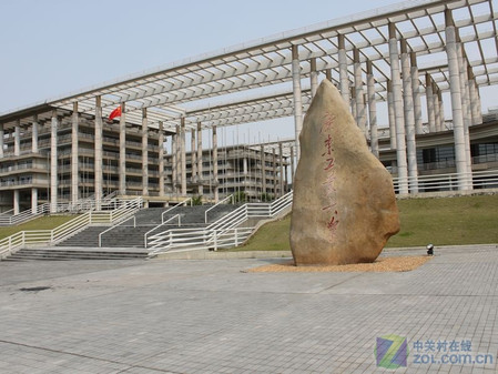 高喊NV万岁 Geforce校园行广州首站报道_nVI