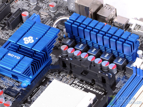 ÷890GX 