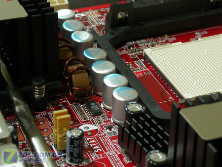 ������Abit��Fatal1ty AN9 32XͼƬ���� ��3�� -ZOL�йش����ߵ�3��