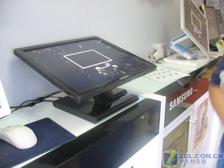 ���ǻ���971P��������С���Ҳ����ӿ�ͼƬ����,ͼ13-ZOL�йش����ߵ�13��