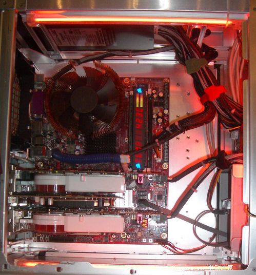 ATiչʾGPU����������R580��G70��15ͼƬ����,ͼ2-ZOL�йش����ߵ�2��