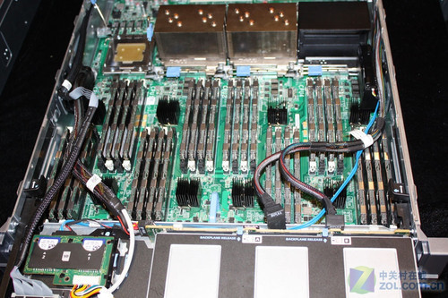 R810