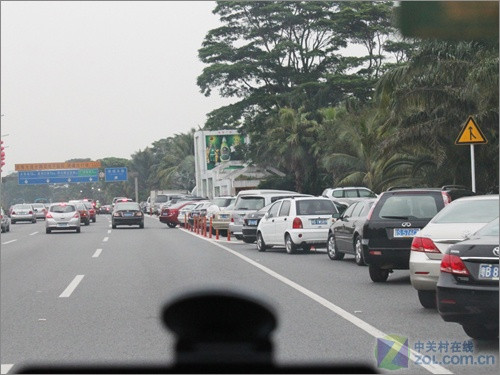 רҵGϵ�л��ݵ��� ������G700����֮�� 