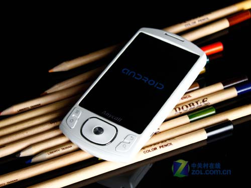 800MHz+Android2.1 三星I6500U外观评测