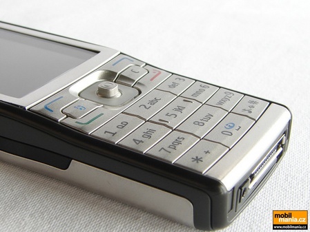 新款诺基亚智能手机_诺基亚新款安卓手机_非智能诺基亚滑板手机怎样刷机