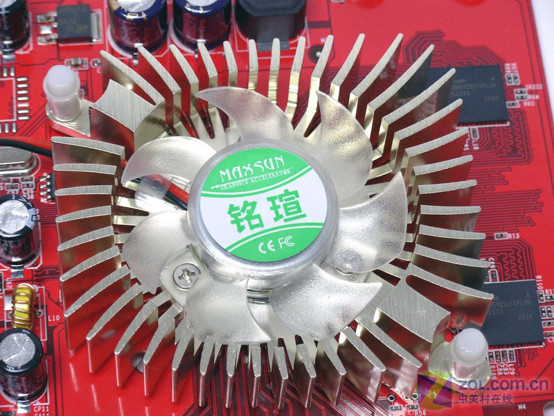 �Ͷ��û���ѡ ���u7300GX���������ͼƬ����,ͼ4-ZOL�йش����ߵ�4��