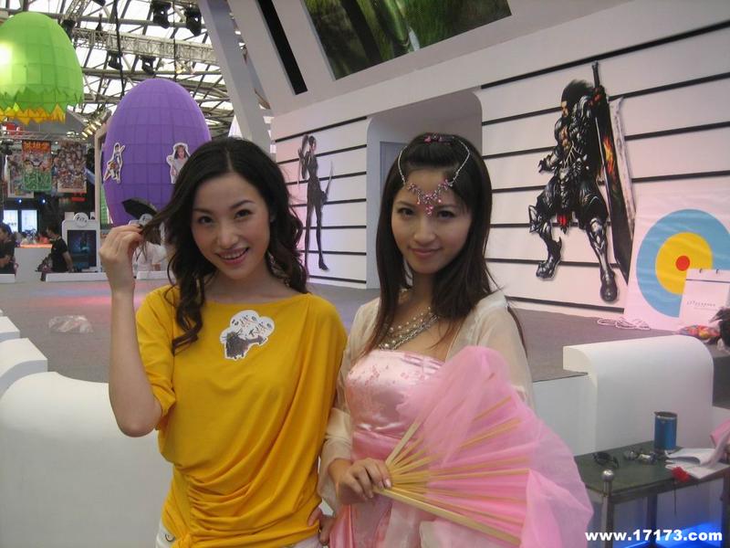 ͼ˵ChinaJoy����ŮPK ��ѽ����vs����ͼƬ����,ͼ1-ZOL�йش����ߵ�1��