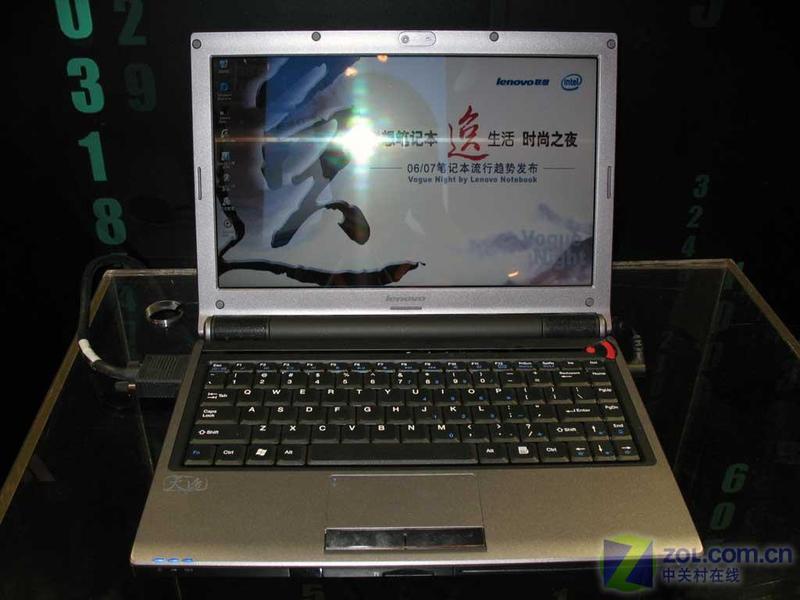 ����˫�˶��Ա�����F30A��1000ԪͼƬ����,ͼ1-ZOL�йش����ߵ�1��