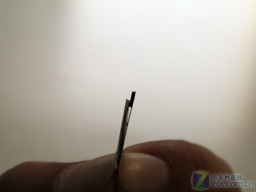 ��ȱ���"שͷ" iPhone 4������������ 