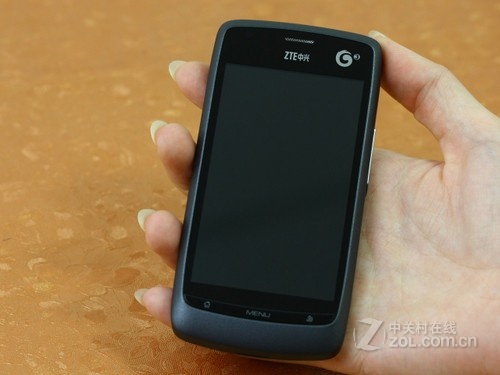 国产实用Android 中兴Blade U880促销