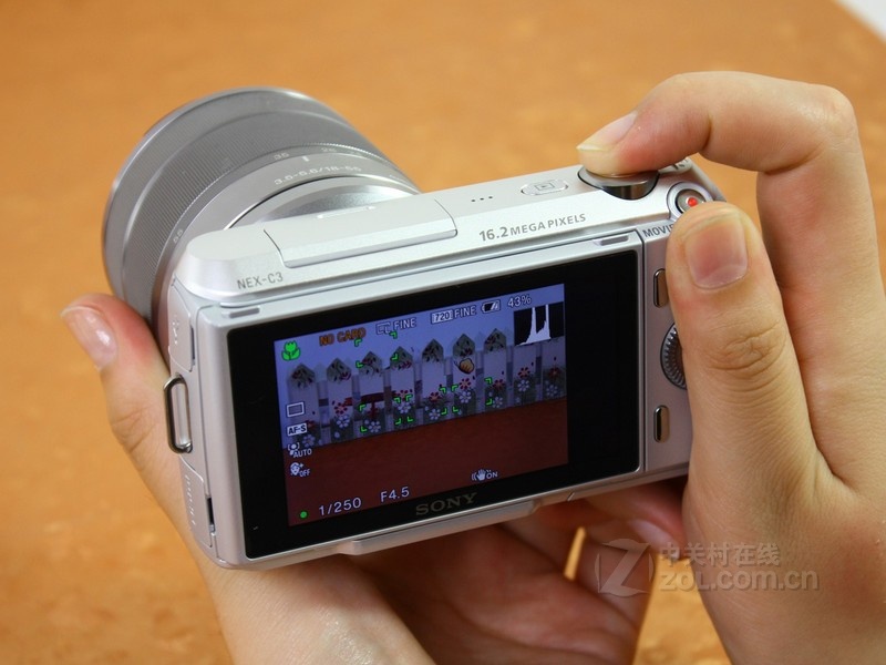 【美女图】索尼NEX-C3银色外观图片 图19-ZO