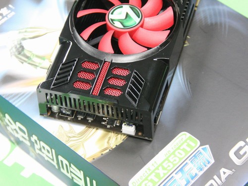 ɢPCB˫ ƵGTX550Ti899Ԫ 