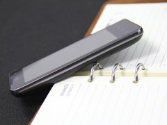 LG Star 黑色 侧面图