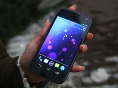 尝鲜"冰激凌" 三星GALAXY Nexus不足2K7