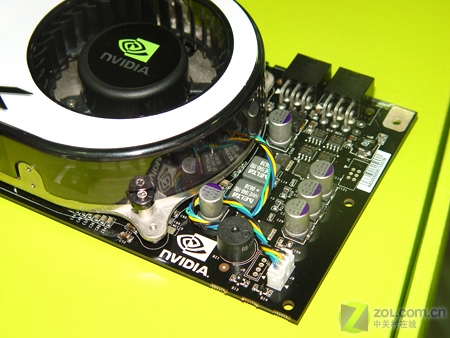 XFXѶ��8800GTX(PV-T80F-SHF) ˫��ͼƬ���� ��17�� -ZOL�йش����ߵ�17��