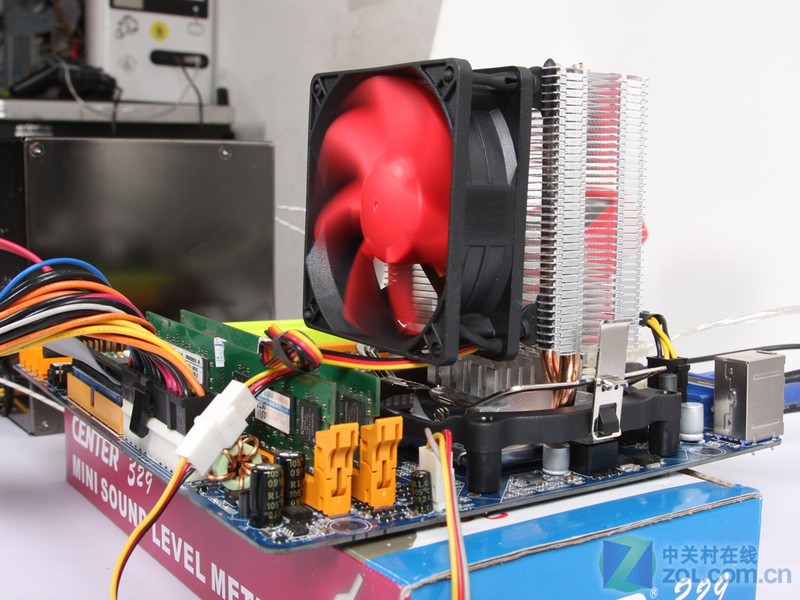 【高清图】扣具是关键 CPU散热器安装七大注