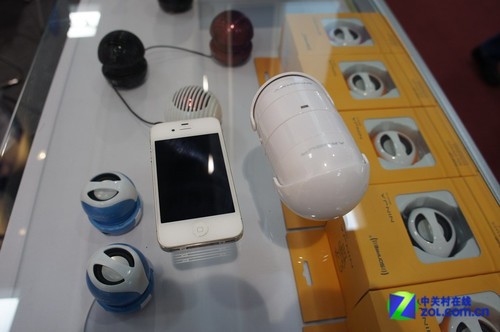 新颖卡通风格! 声湃思参展CeBIT2012