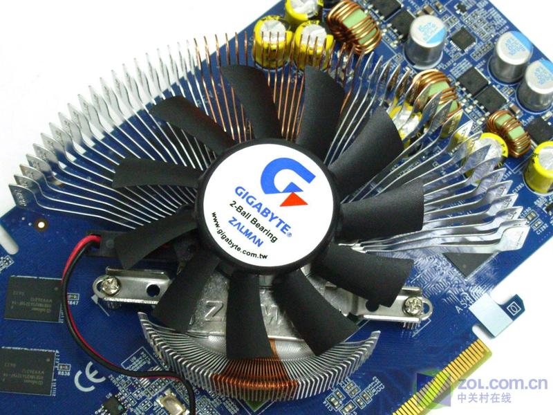 ���Σ�GIGABYTE��NX79G256DP-RH ��1��