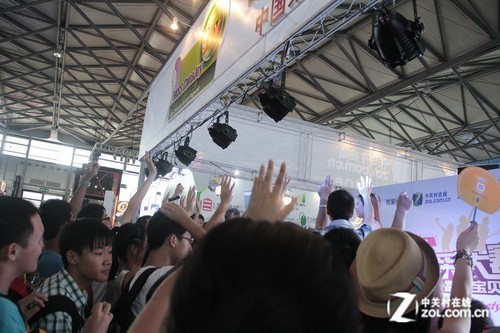 ChinaJoy2012! 铁三角展台游戏新玩法