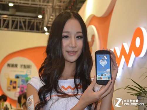 互动游戏 亮点产品:emex现场联通展台火爆 原创