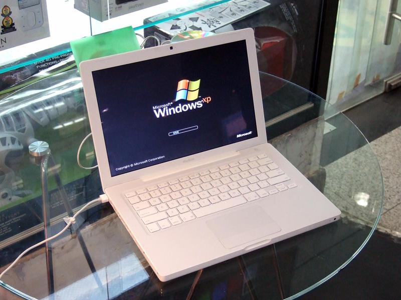 ƻ����Apple��MacBook(MA699CH/A) ��1��