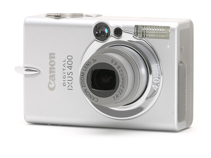 佳能ixus400s400与尼康v1套机10mm哪个好