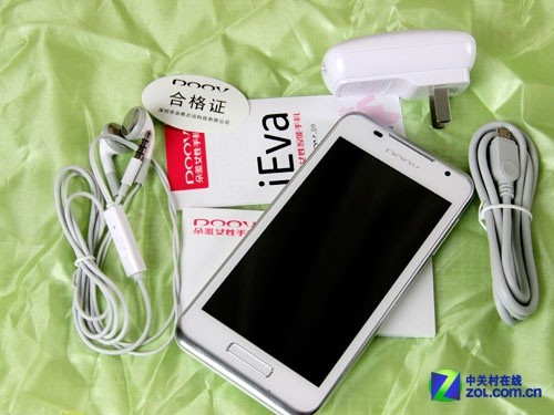 ר��Ů�ԵĴ��� ˫�˶�ΨiEva D9���� 